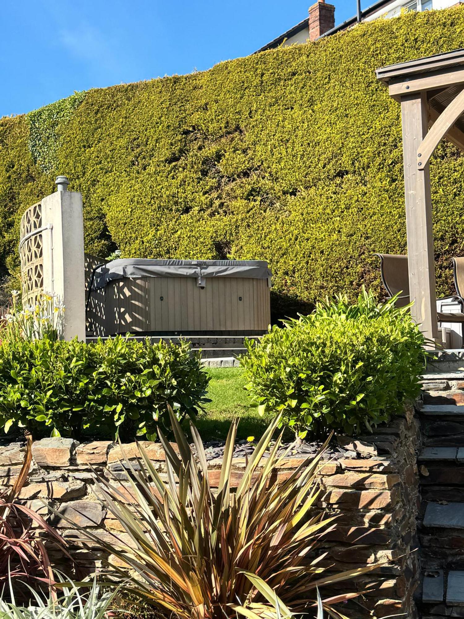 Whispering Waters Vila New Quay Exterior foto